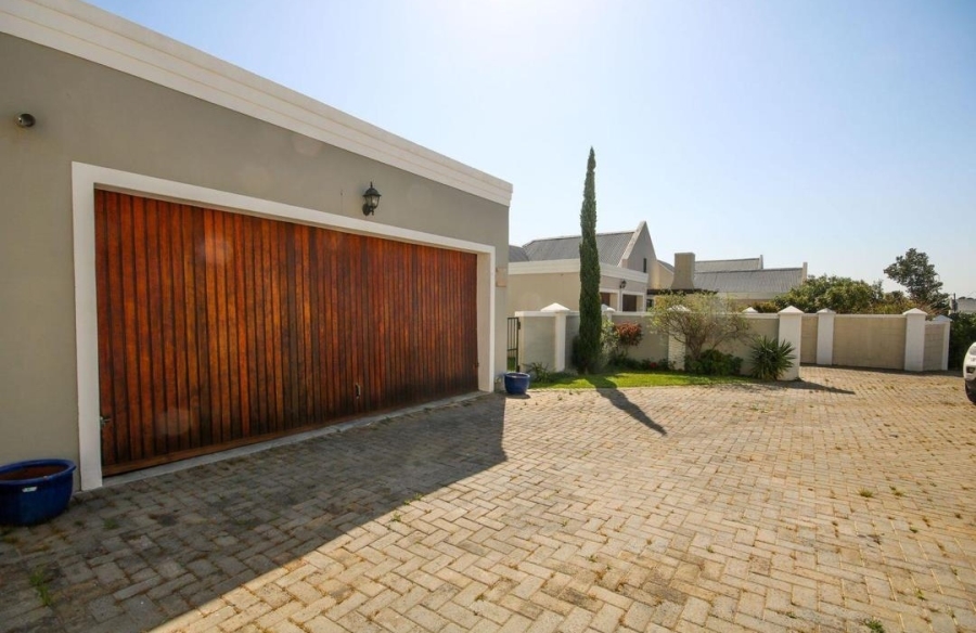 3 Bedroom Property for Sale in Admirals Park Western Cape